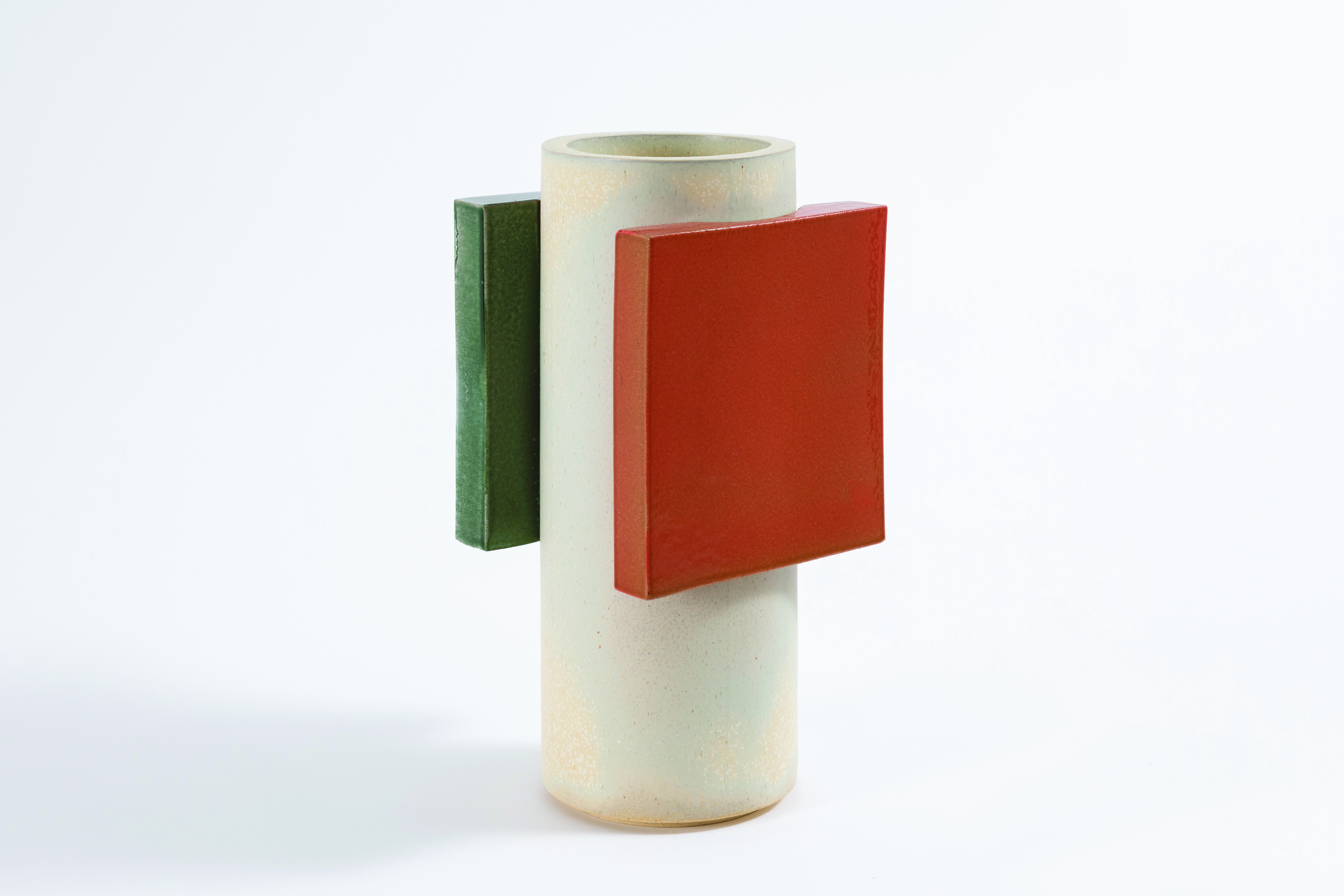 ronan-bouroullec---tajimi-vase-n8-(c)-copyright-alexandra-de-cossette-courtesy-galerie-kreo.jpg